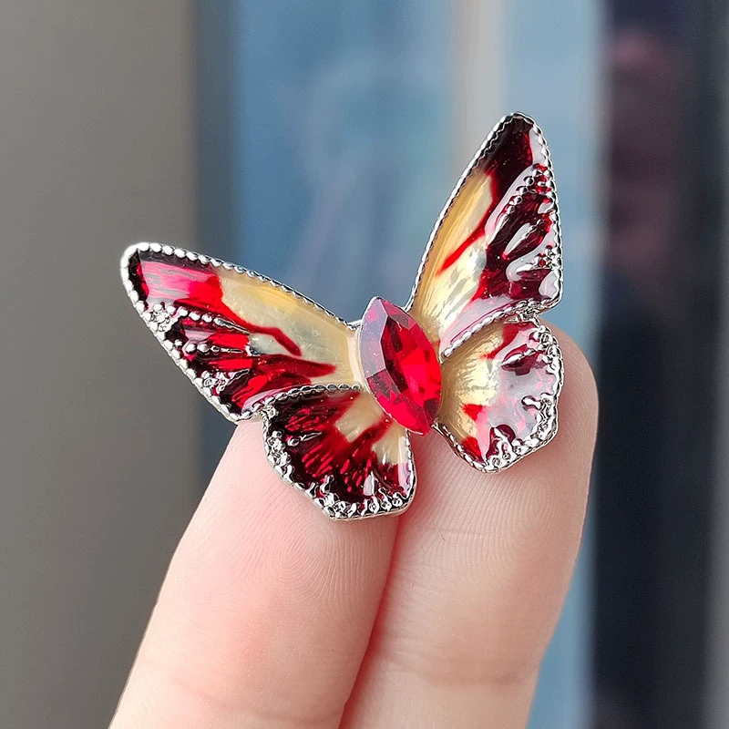 New Arrival Crystal Butterfly  - đánh giá và giá Suit Supply Wedding Party