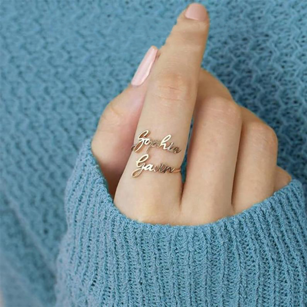 Personalized Custom  Name Ring - đánh giá và giá Wedding Zone